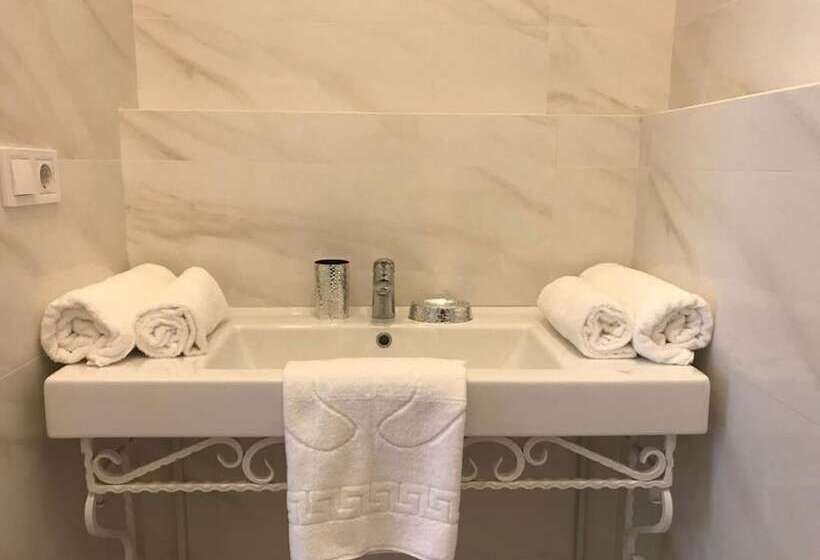 Apartment Greenwood Near Sea