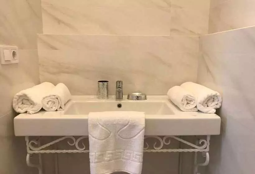 Apartment Greenwood Near Sea