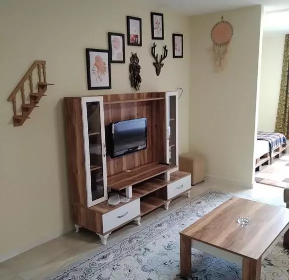 Aziz Apart Konaklama