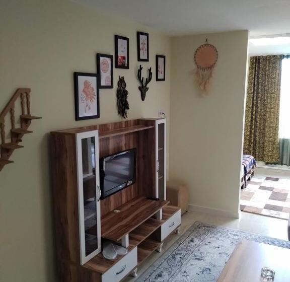 Aziz Apart Konaklama