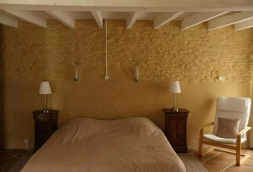 ベッドアンドブレックファースト Les Tours De Bombel