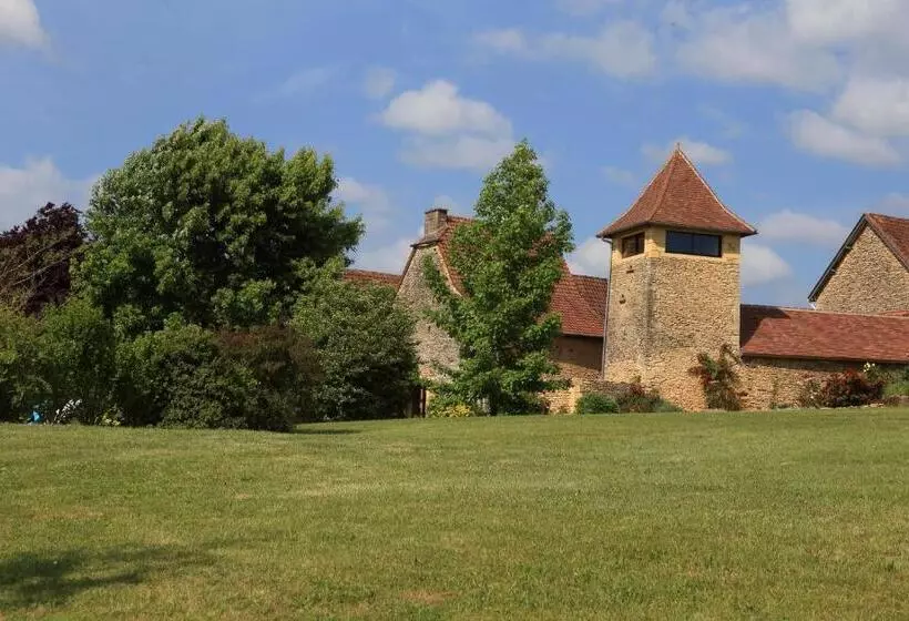 ベッドアンドブレックファースト Les Tours De Bombel