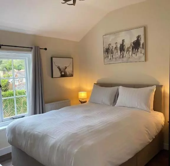 Aamiaismajoitus (B&B) The New Forest Inn