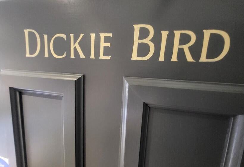 فندق فئة نجمة واحدة The Black Hat