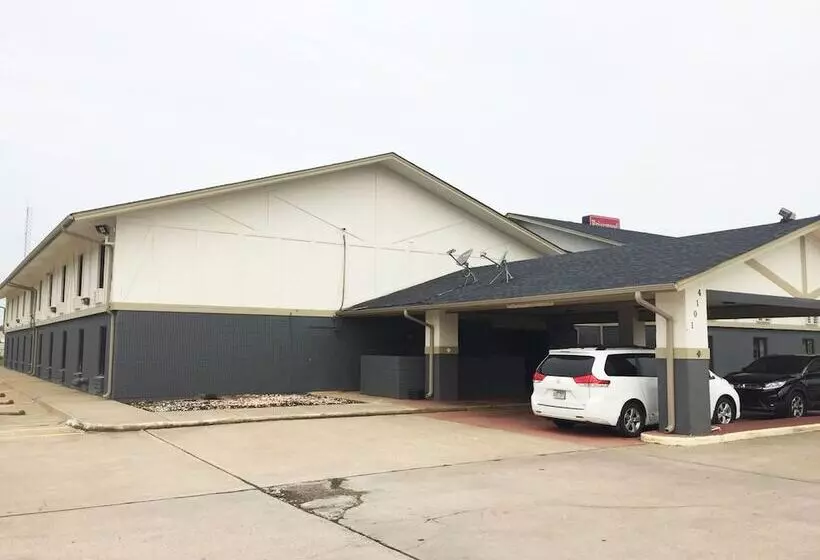 Hotelli Briarwood Inn