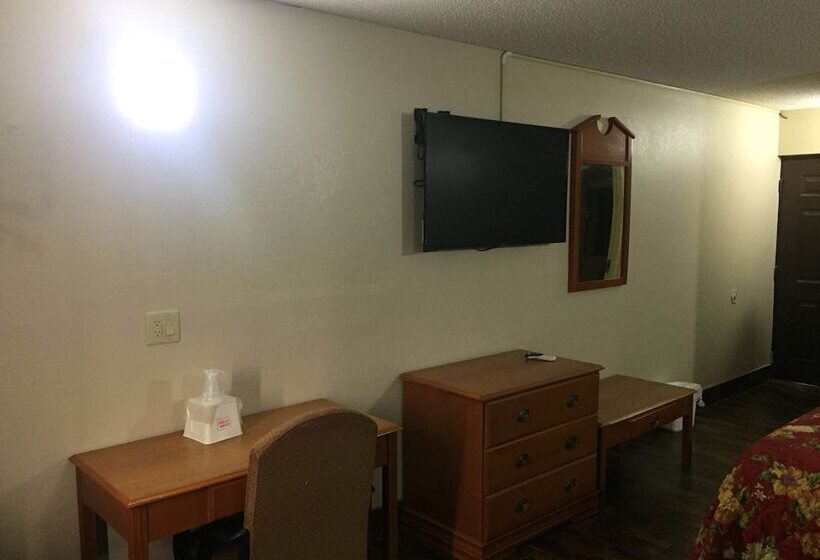 ホテル Briarwood Inn