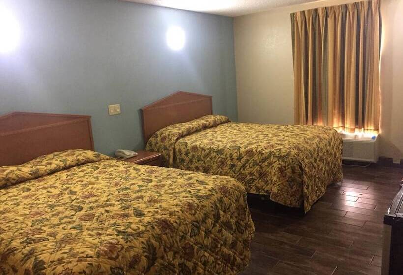 ホテル Briarwood Inn