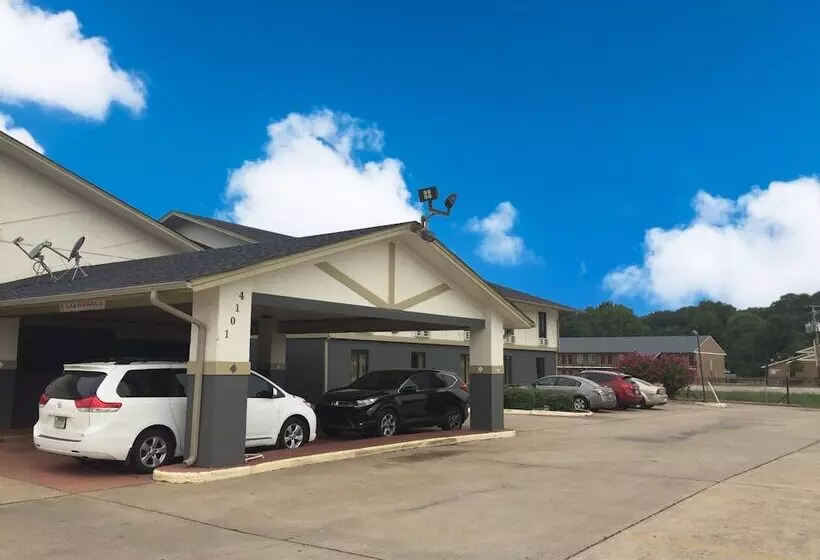 Hotelli Briarwood Inn