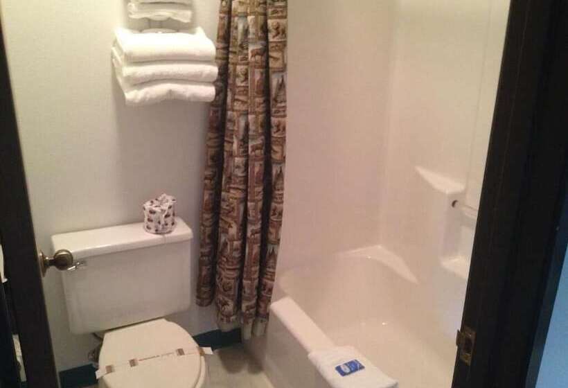 هتل Buffalo Bill's Antlers Inn