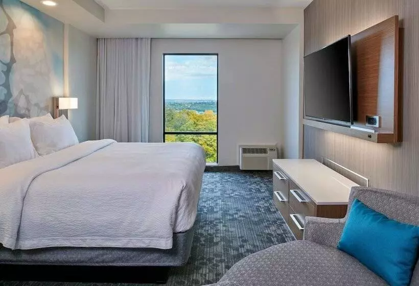 ホテル Courtyard By Marriott Petoskey At Victories Square