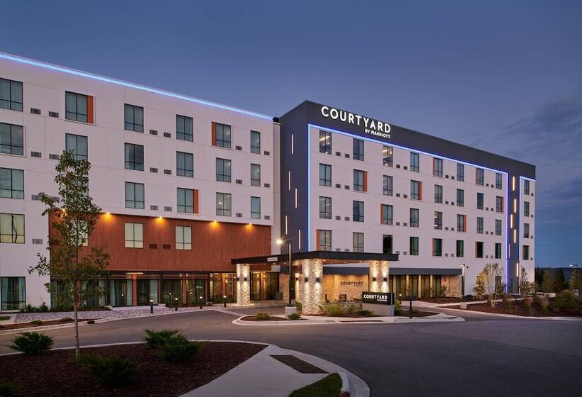 酒店 Courtyard By Marriott Petoskey At Victories Square