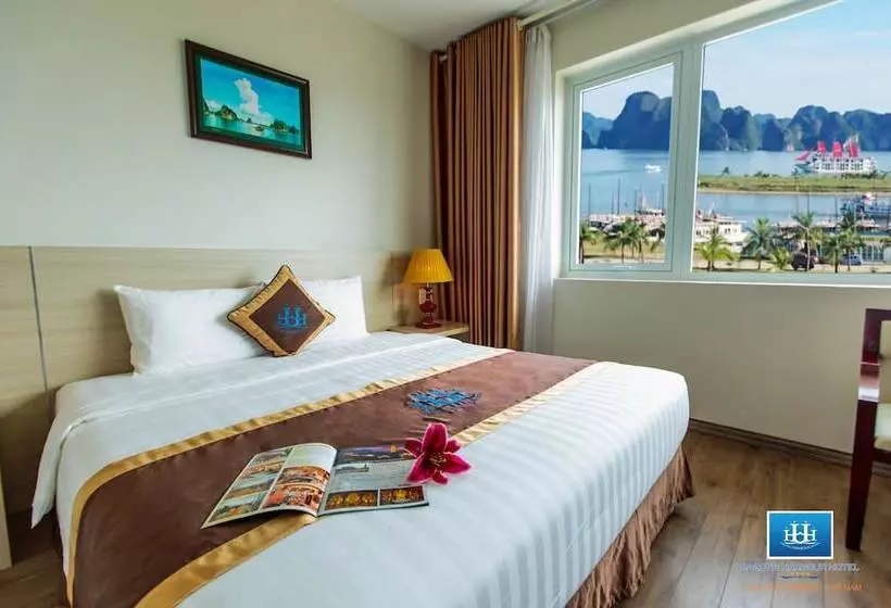 هتل Ha Long Harbour
