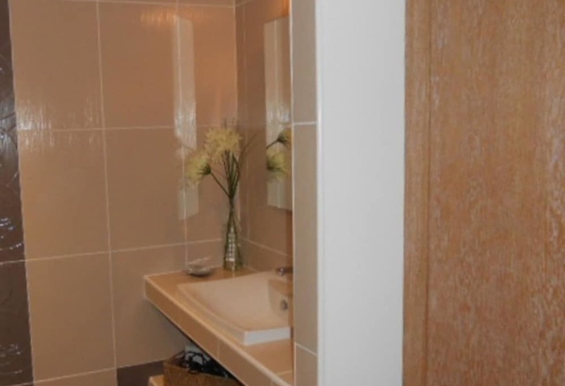 ホテル La Vigne Chambres Sur La Plage