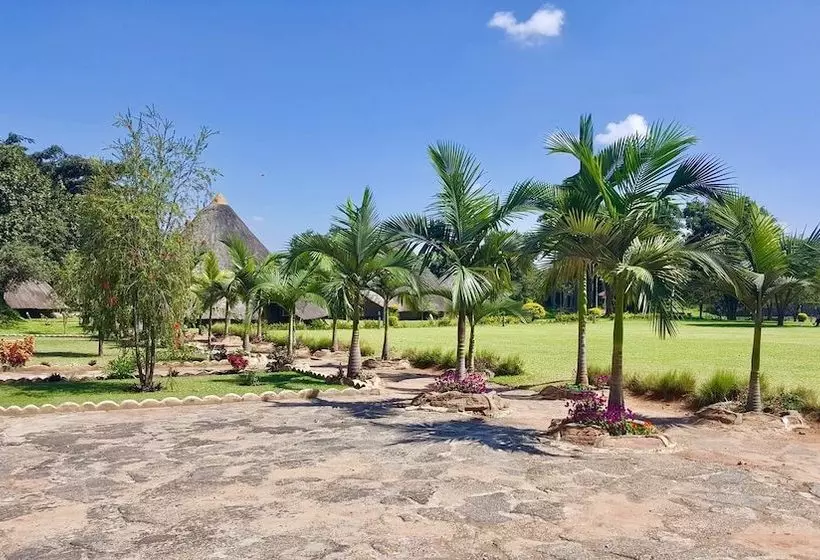 هتل Njele Country Park
