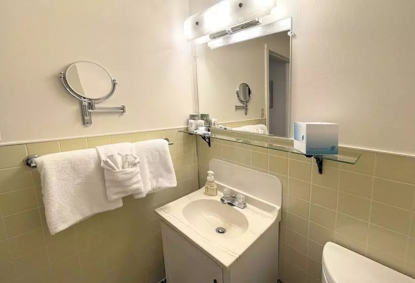Hotelli Peninsula Park View Resort