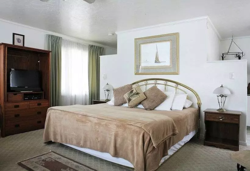 Hotelli Peninsula Park View Resort