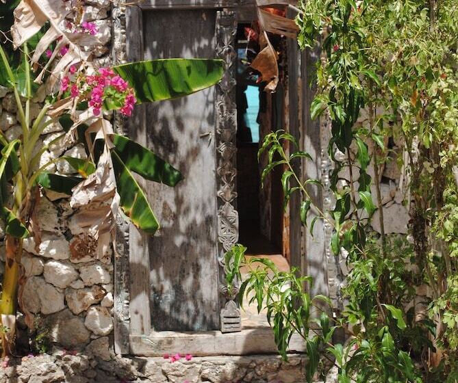 فندق Seasons Lodge Zanzibar