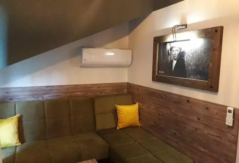 Hotelli The Sarigerme Inn