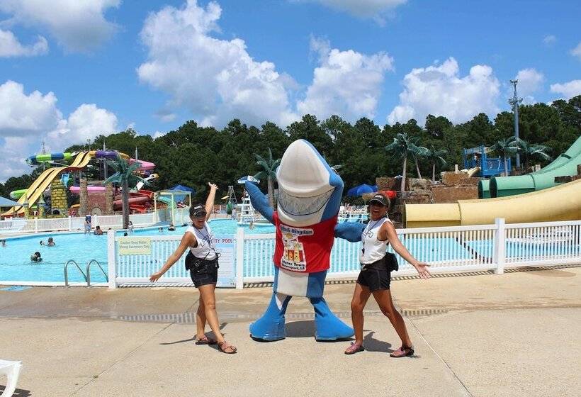 The Silver Spur Resort   Campsite