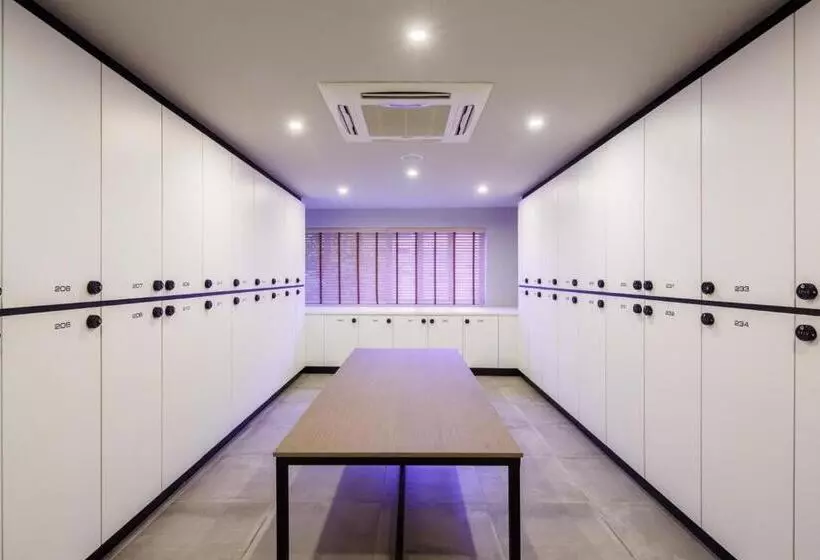 هاستل Circular House