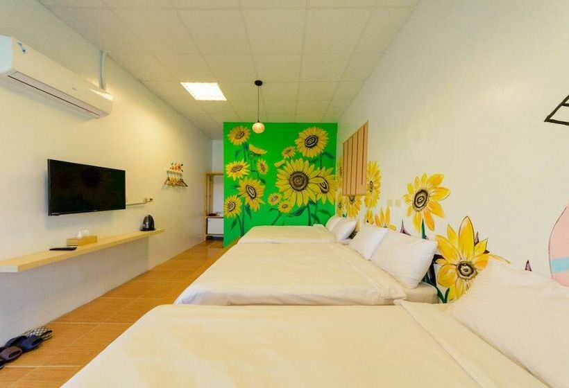 تختخواب و صبحانه Kenting Love 121