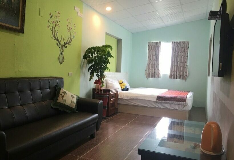 تختخواب و صبحانه Kenting Love 121