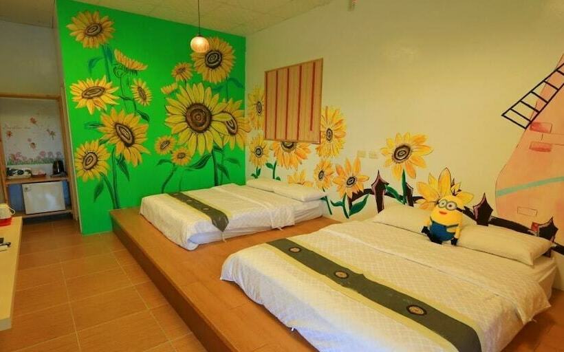 تختخواب و صبحانه Kenting Love 121