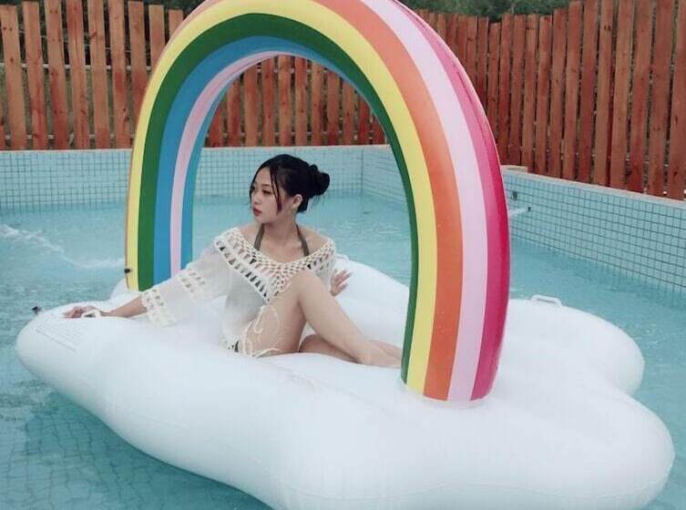 تختخواب و صبحانه Kenting Love 121