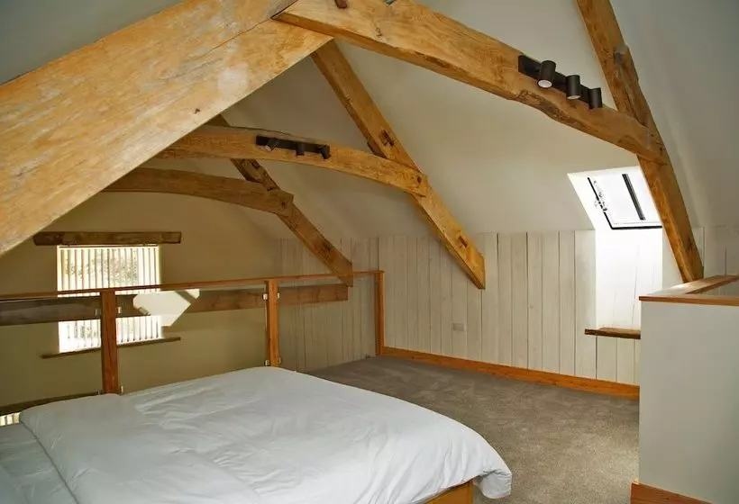 Aamiaismajoitus (B&B) On The Brook