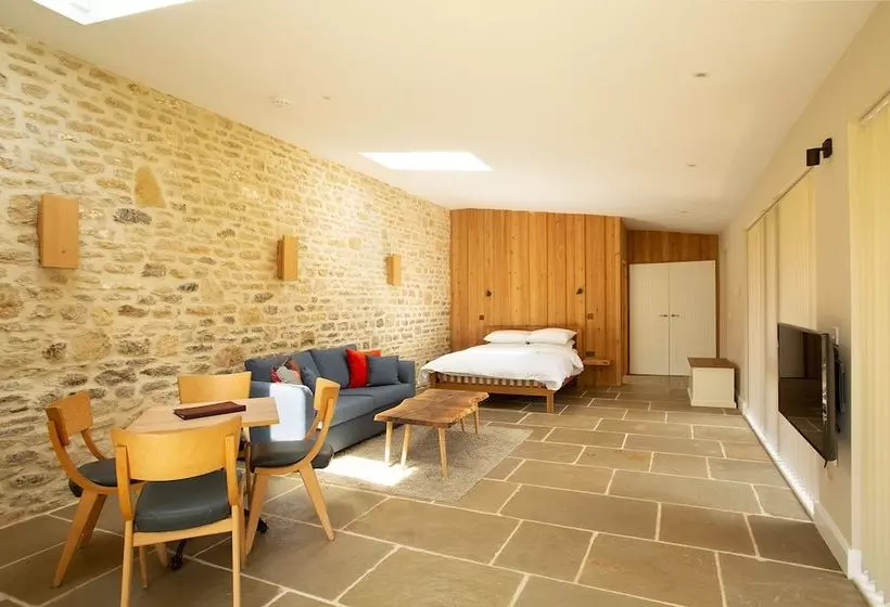 Aamiaismajoitus (B&B) On The Brook