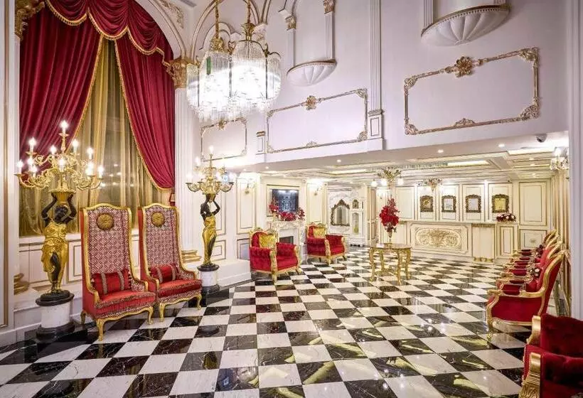 تختخواب و صبحانه Sun Moon Lake Queen Castle Hotel 日月潭皇后古堡飯店