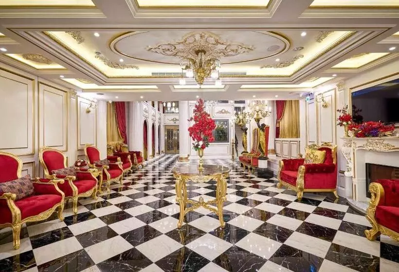 تختخواب و صبحانه Sun Moon Lake Queen Castle Hotel 日月潭皇后古堡飯店