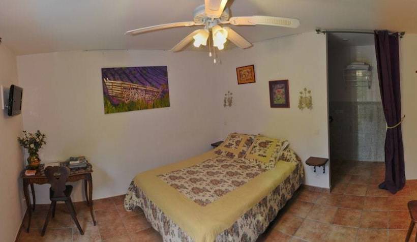 Bed and Breakfast Villa Thocha