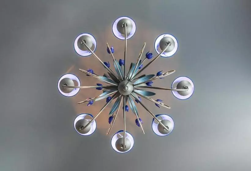 Brit Hotel Privilege Lisieux   La Villa Des Arts