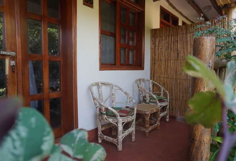 호텔 African Roots Gulu