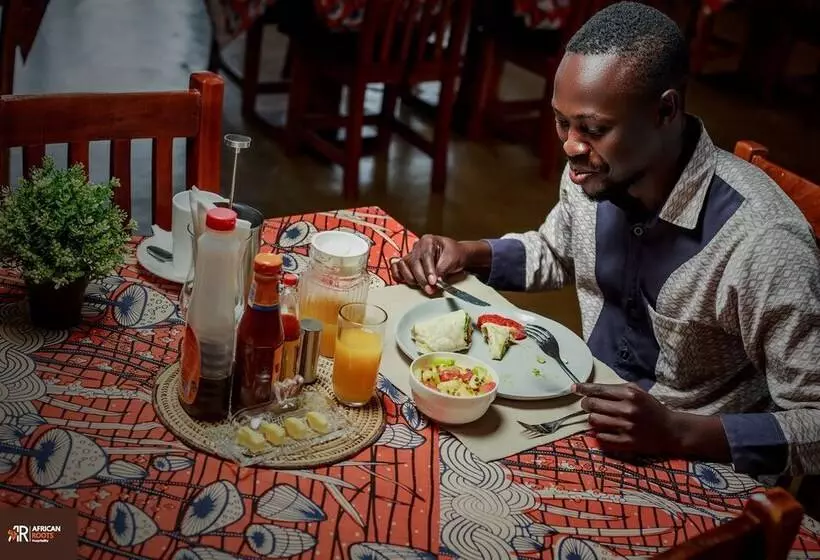 هتل African Roots Gulu