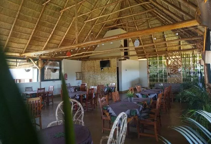 هتل African Roots Gulu