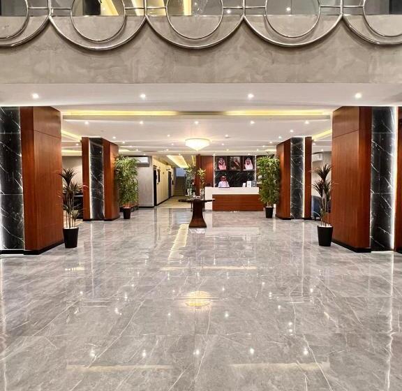 فندق Al Muhaidb Residence Al Maidan