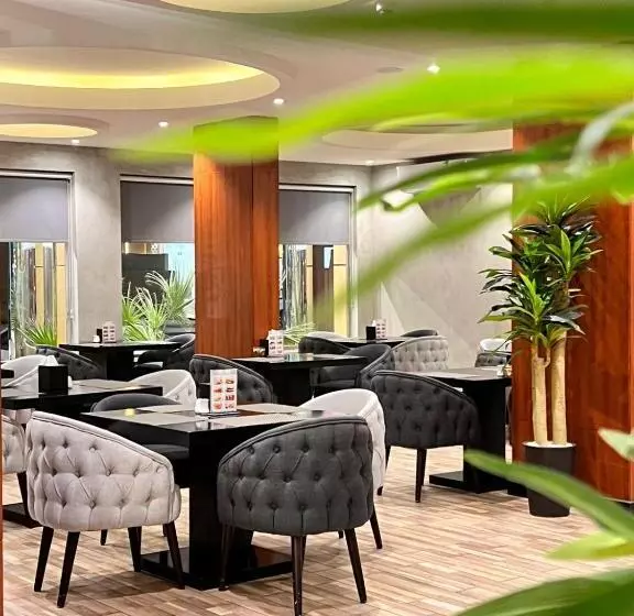 Hotelli Al Muhaidb Residence Al Maidan