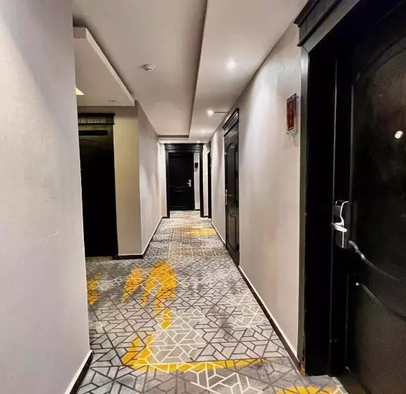 Hotelli Al Muhaidb Residence Al Maidan