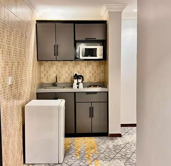 Hotelli Al Muhaidb Residence Al Maidan