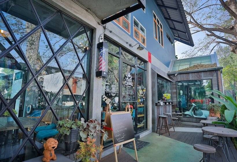 בית מלון כפרי Bjk Hostel