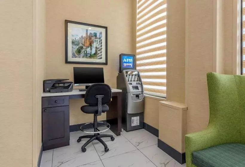 Hotelli Comfort Inn