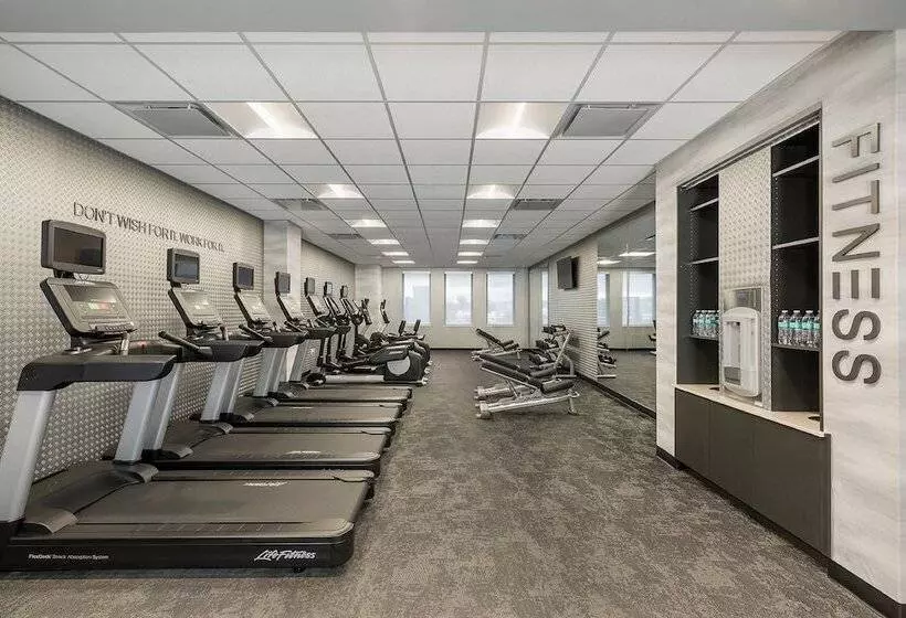 Hotelli Fairfield Inn & Suites By Marriott Des Moines Downtown