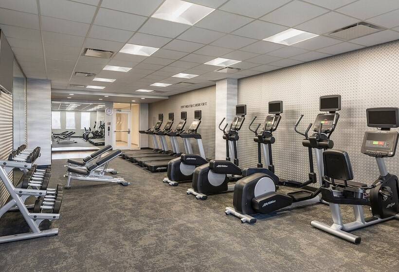 호텔 Fairfield Inn & Suites By Marriott Des Moines Downtown