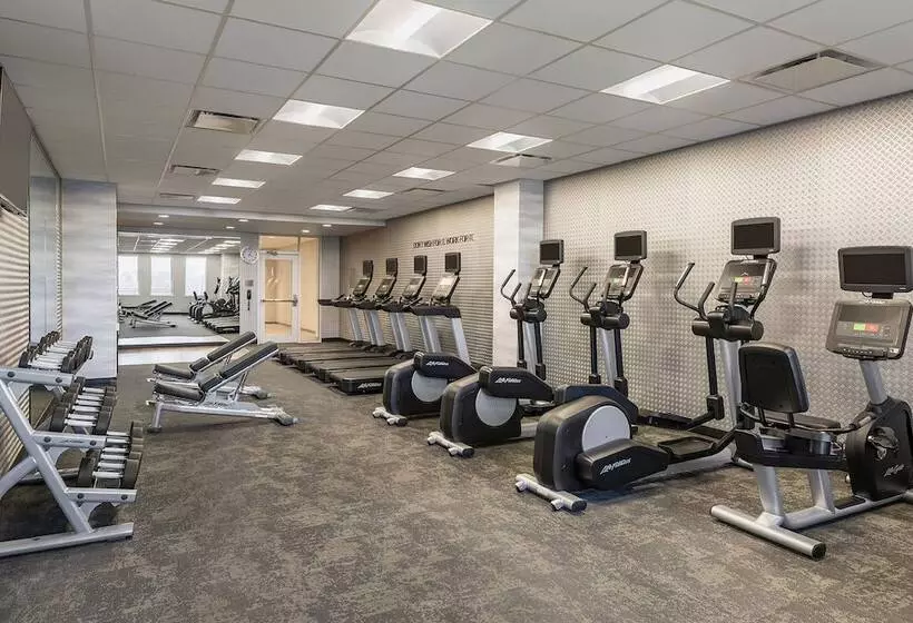 Hotelli Fairfield Inn & Suites By Marriott Des Moines Downtown