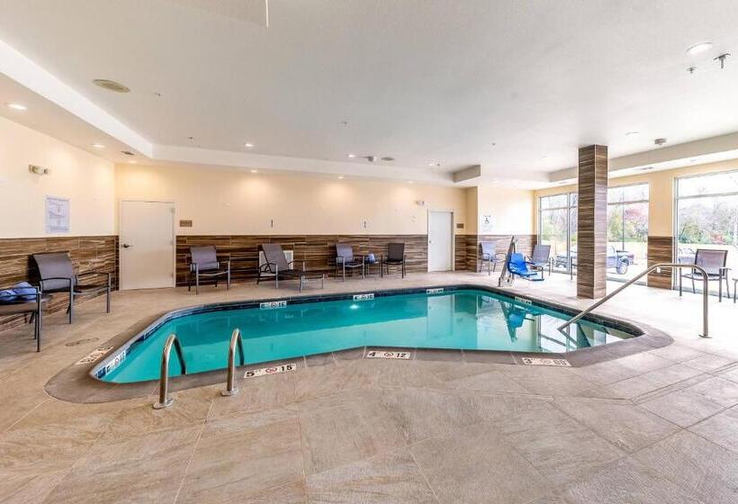 Отель Fairfield Inn & Suites By Marriott Gainesville I35