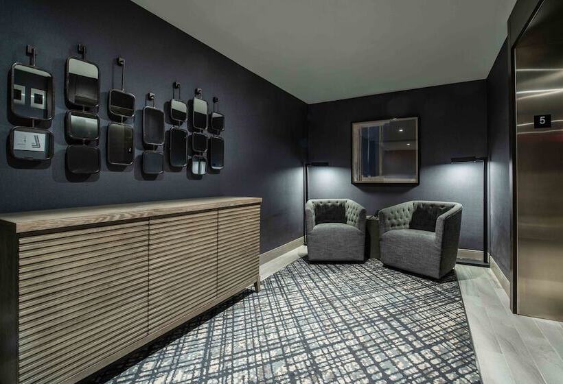 Отель Holiday Inn Express   Boston South   Quincy, An Ihg