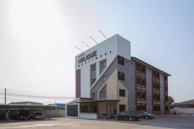 ホテル Oblique Apartment