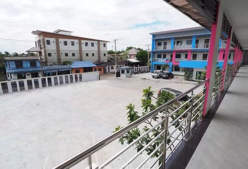 ホテル Waritthon Residence